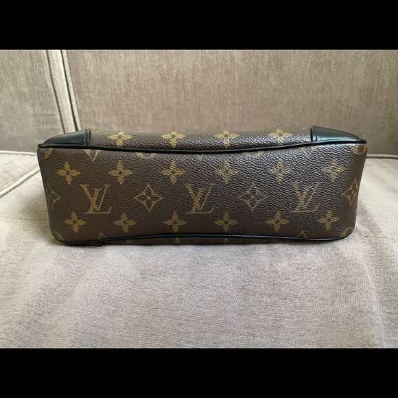 Authentic Louis Vuitton Odeon PM Monogram Noir with Short Monogram Strap - Picture 3 of 16